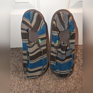 Knitted Sanuks slip on